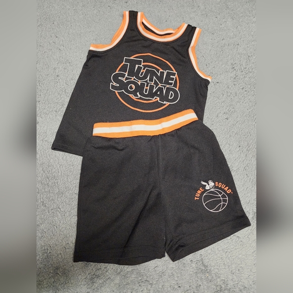 Tune Squad (little boys) - Picture 1 of 1